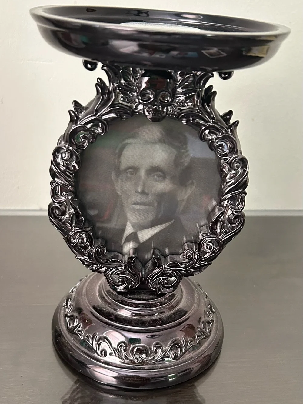Bath & Body Works Halloween Holographic Portrait 3-Wick Pedestal Candle Holder